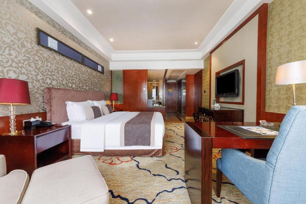 Eurasia International Hotel Dongguan  Buitenkant foto