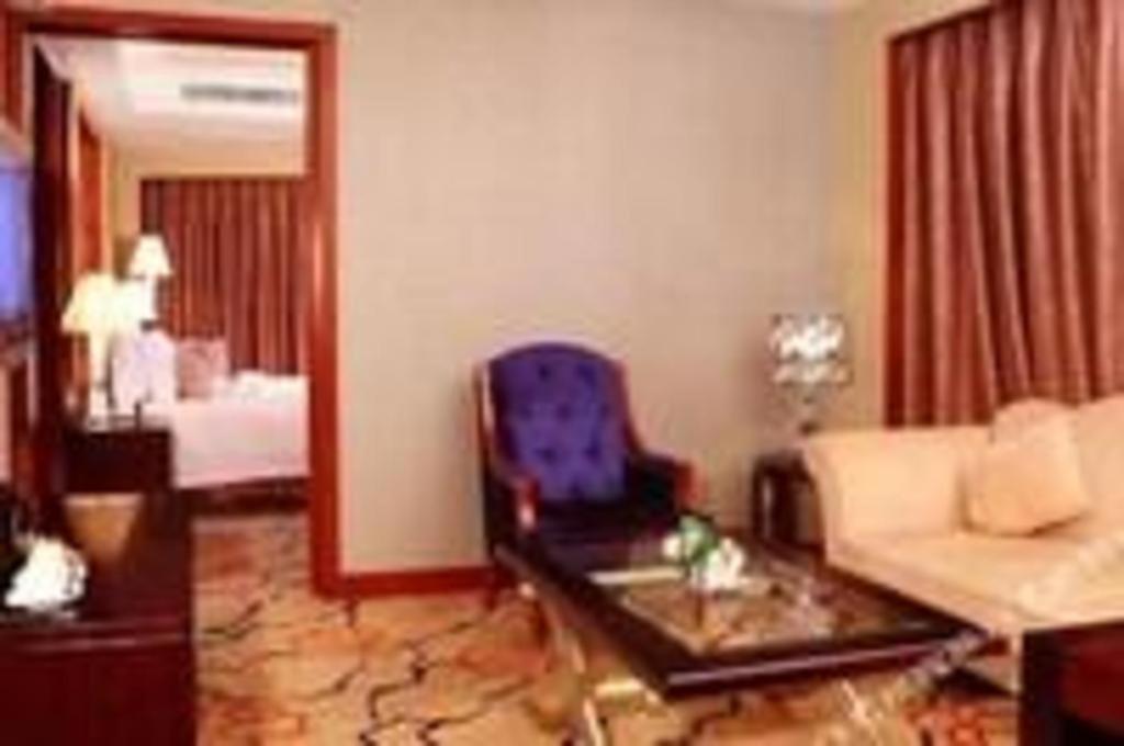 Eurasia International Hotel Dongguan  Buitenkant foto