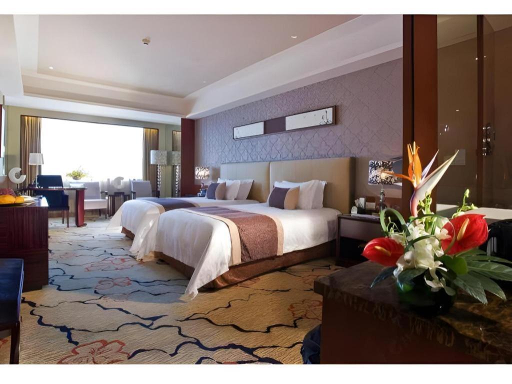 Eurasia International Hotel Dongguan  Buitenkant foto