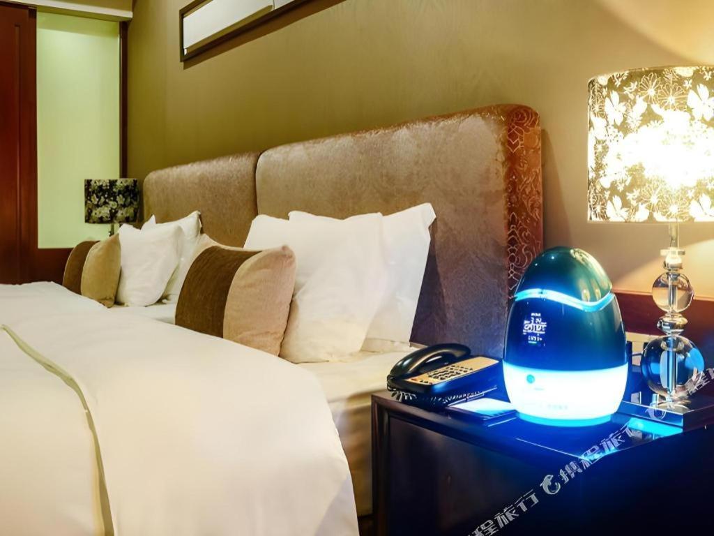 Eurasia International Hotel Dongguan  Buitenkant foto