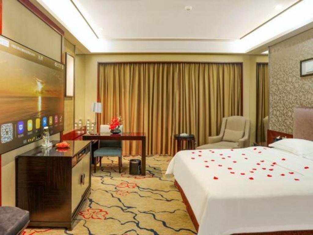 Eurasia International Hotel Dongguan  Buitenkant foto
