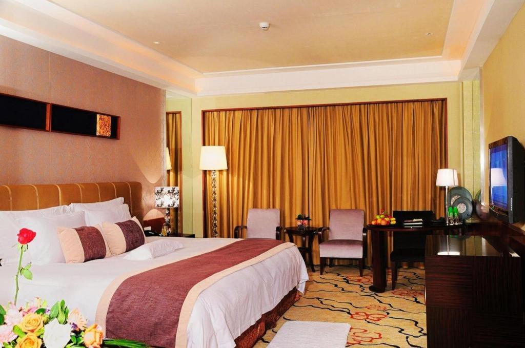 Eurasia International Hotel Dongguan  Buitenkant foto