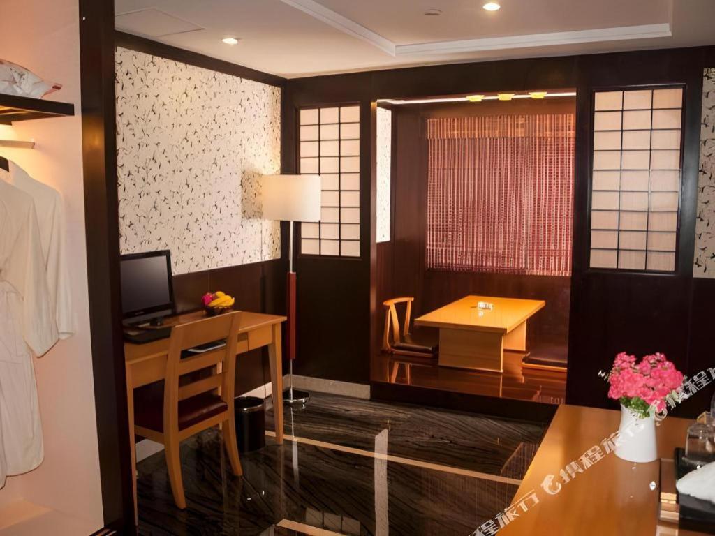Eurasia International Hotel Dongguan  Buitenkant foto