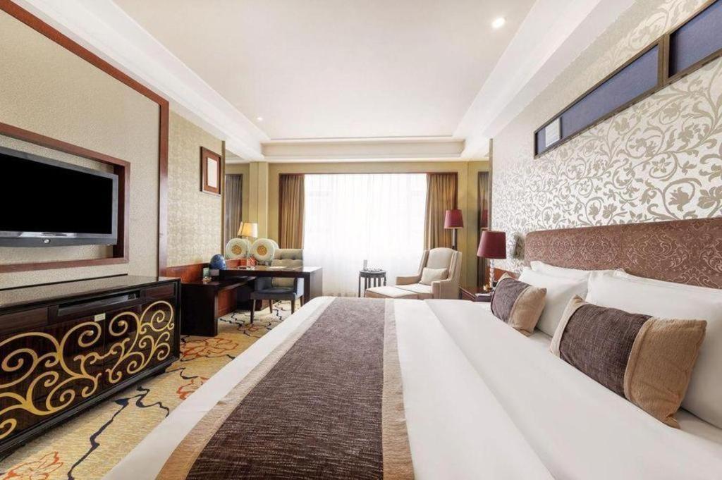 Eurasia International Hotel Dongguan  Buitenkant foto